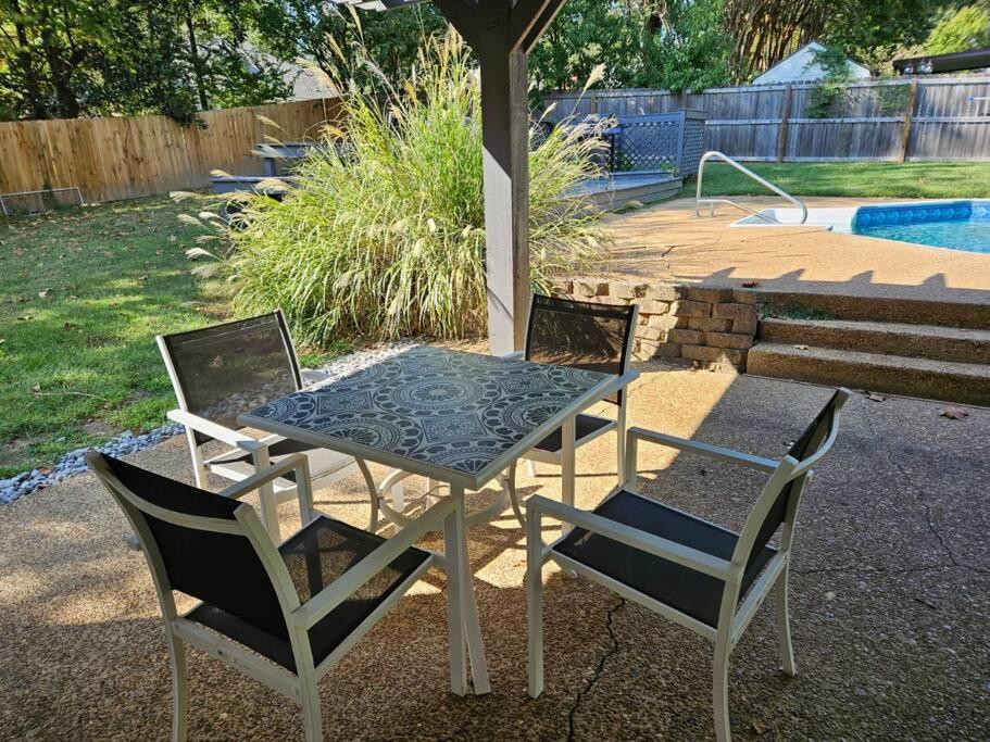 Luxury Pool With King Beds Near Shops And Dining * Memphis